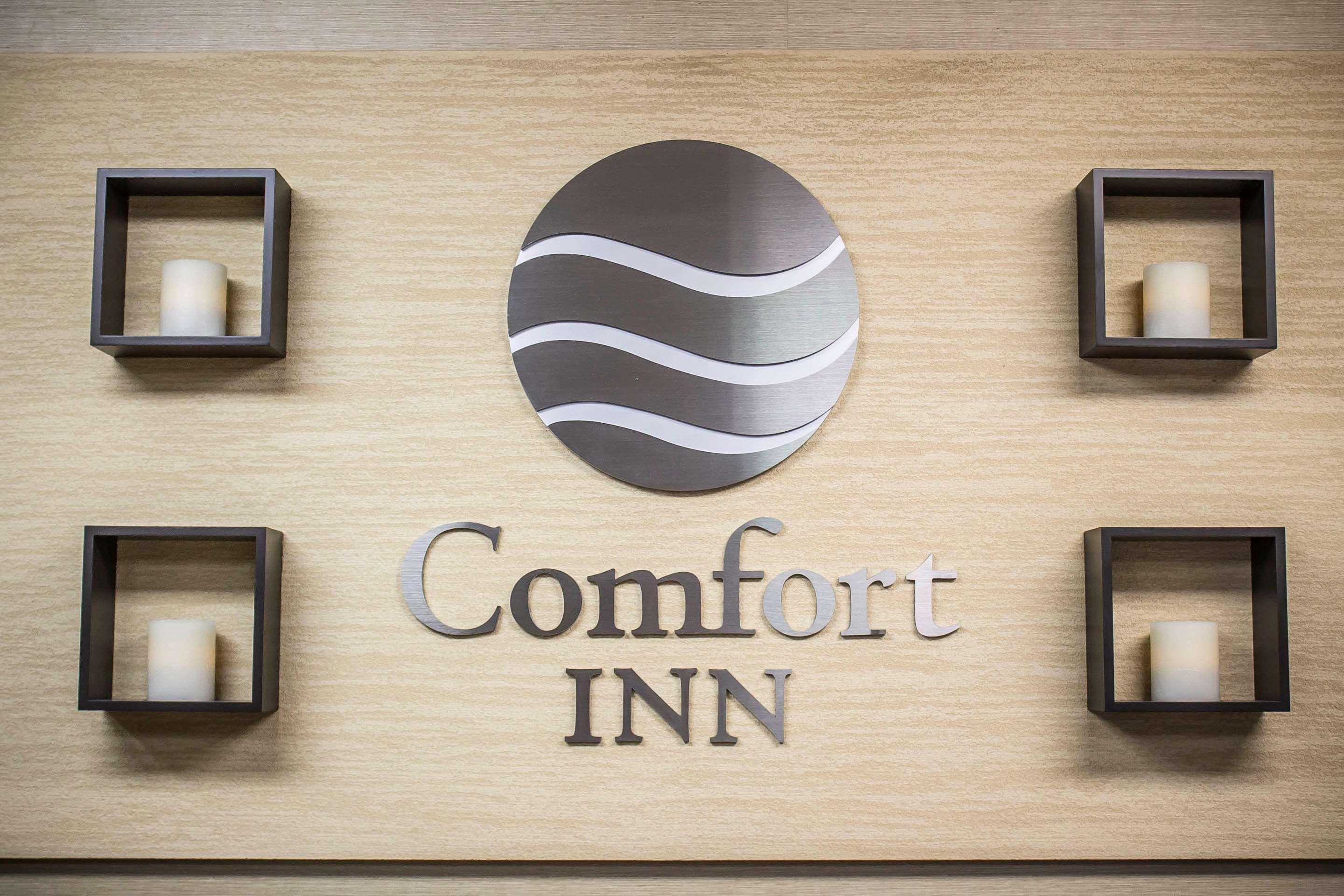 Comfort Inn River'S Edge Huron Bagian luar foto